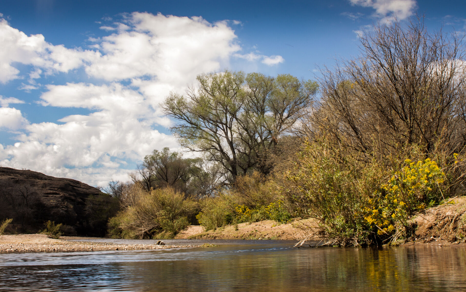 Bacanuchi River, Mexico, mine spill (LE)